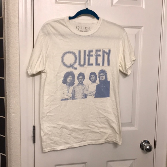 urban outfitters band tees